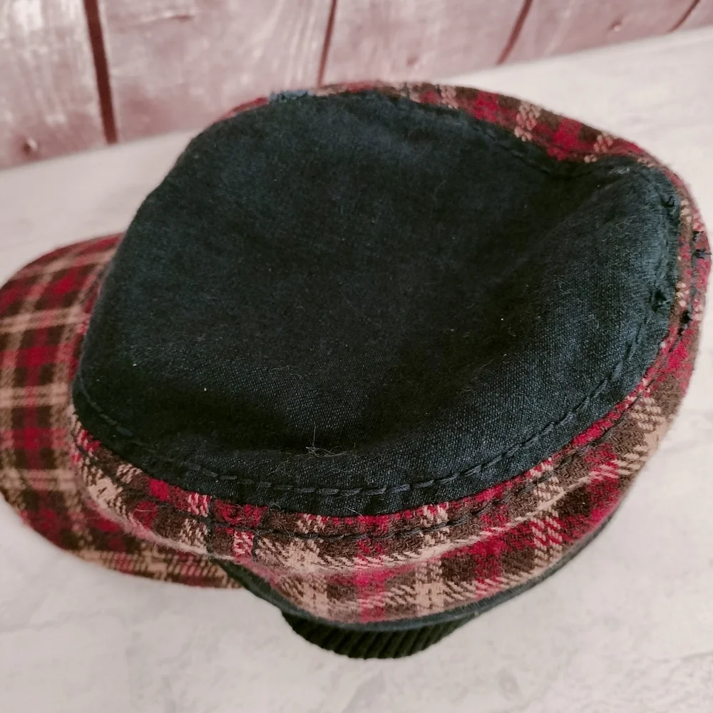 Daniel Cremieux Black Polyester Wool Blend Cap